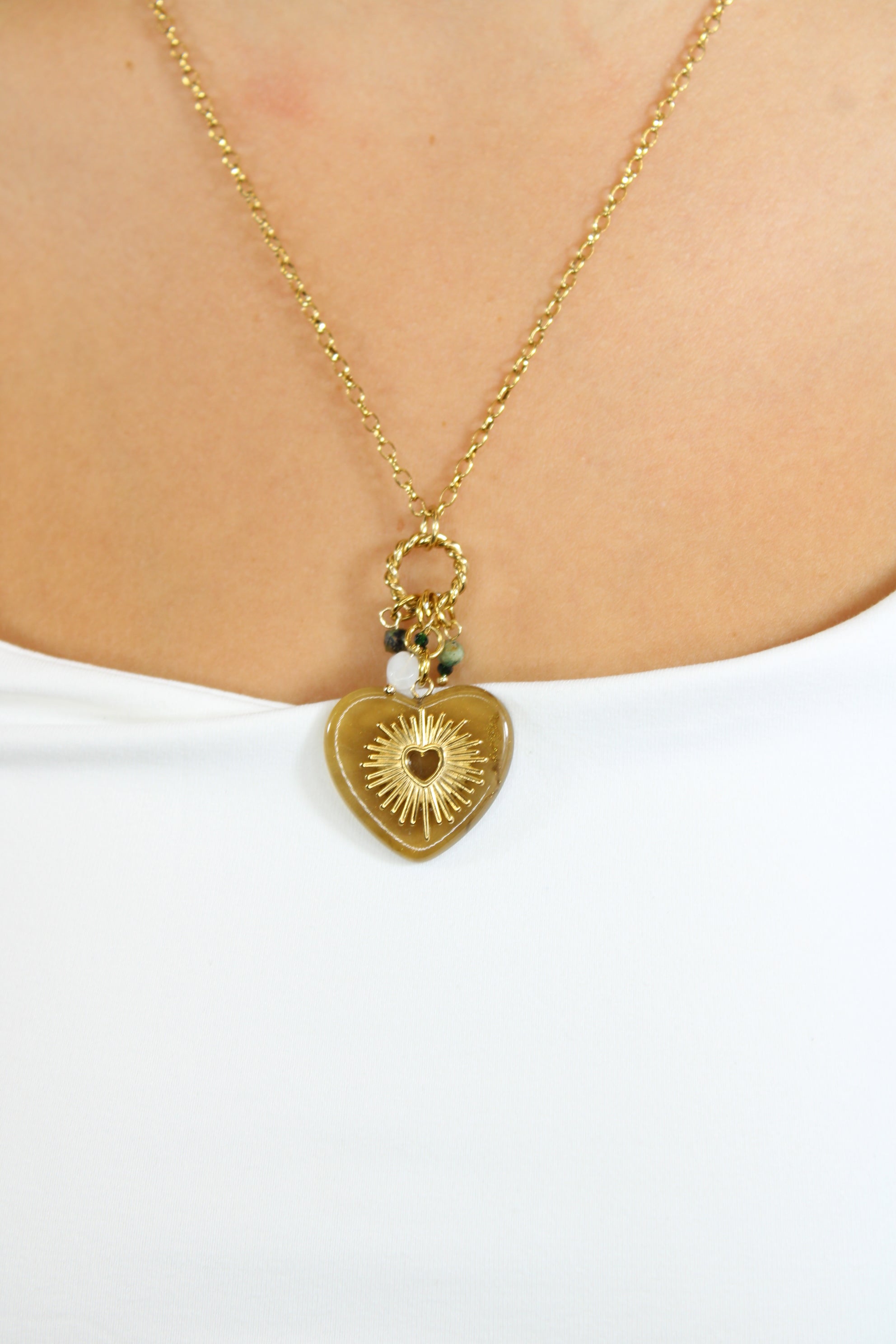 Collier Saliah