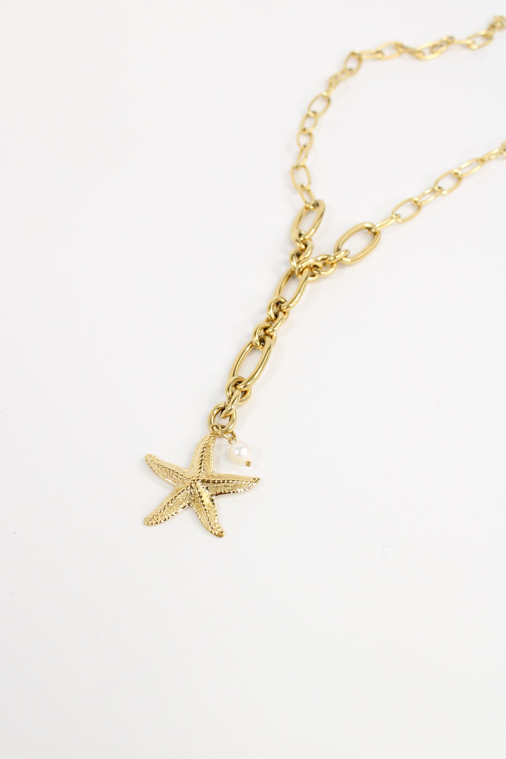 Collier Nawell