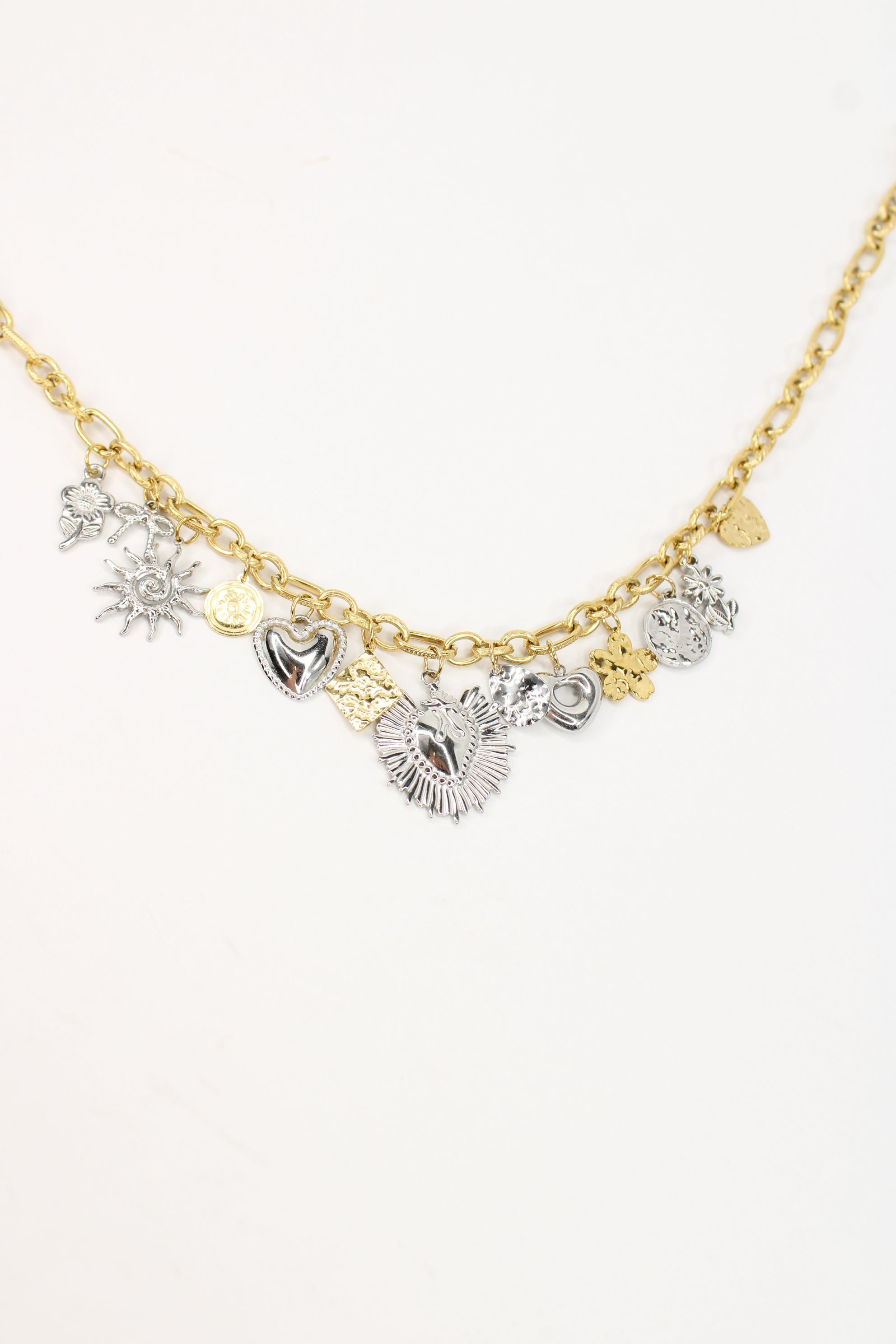 Collier Mayanne