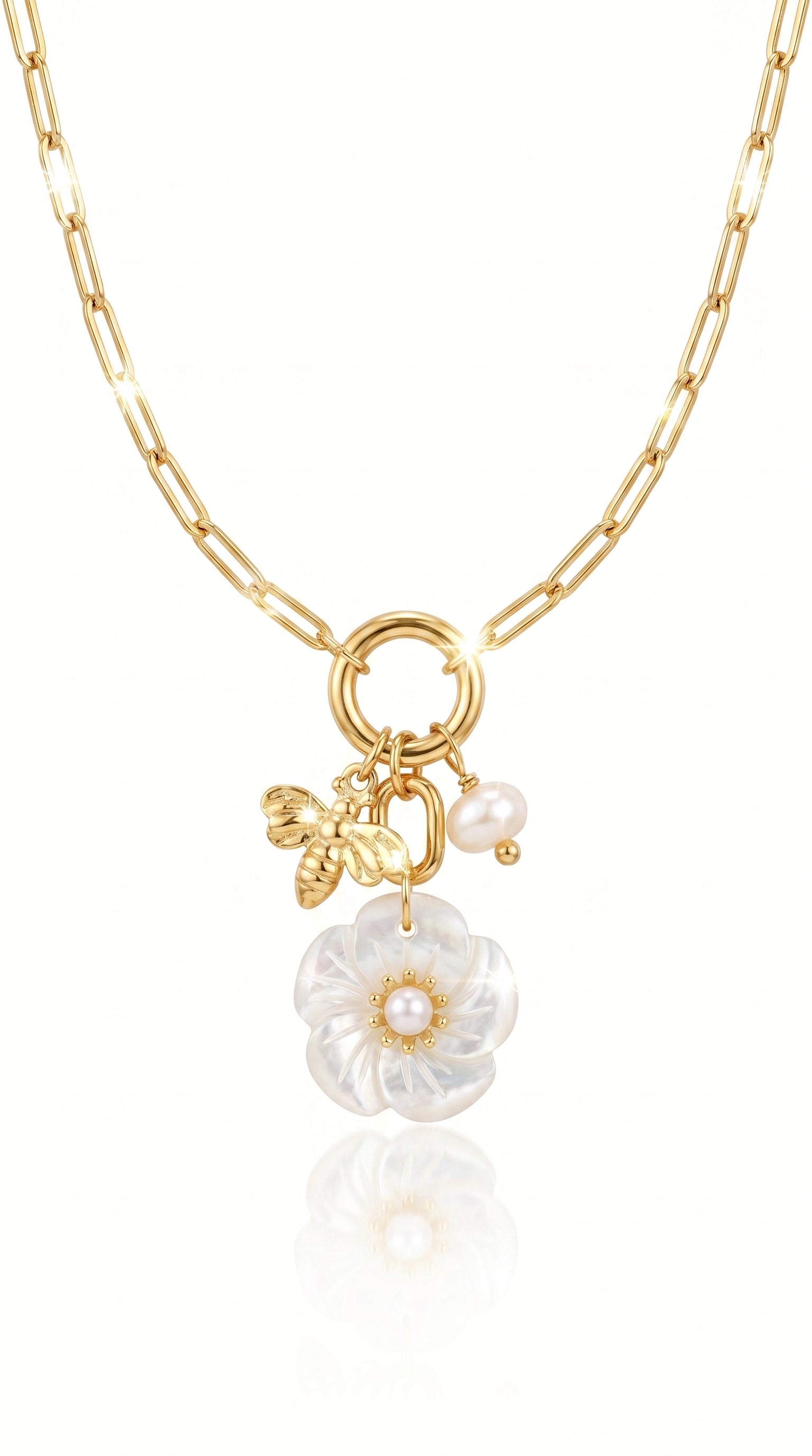 Collier "Esma" – Maille Trombone & Trio de Breloques : Fleur de Nacre, Abeille & Perle d'Eau Douce