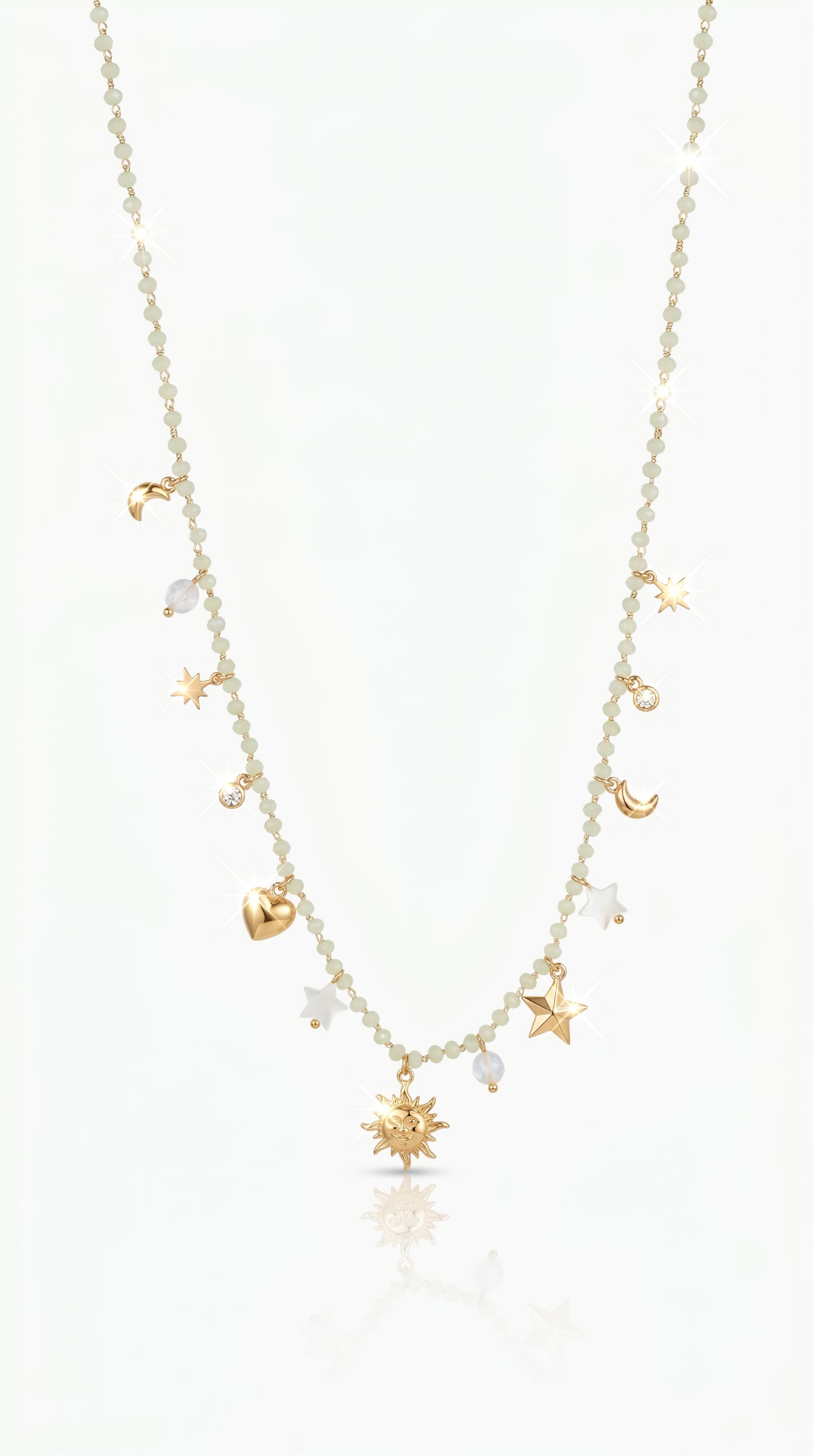 Collier "Aurélia" – Collier Long Perlé & Breloques Astres Dorés