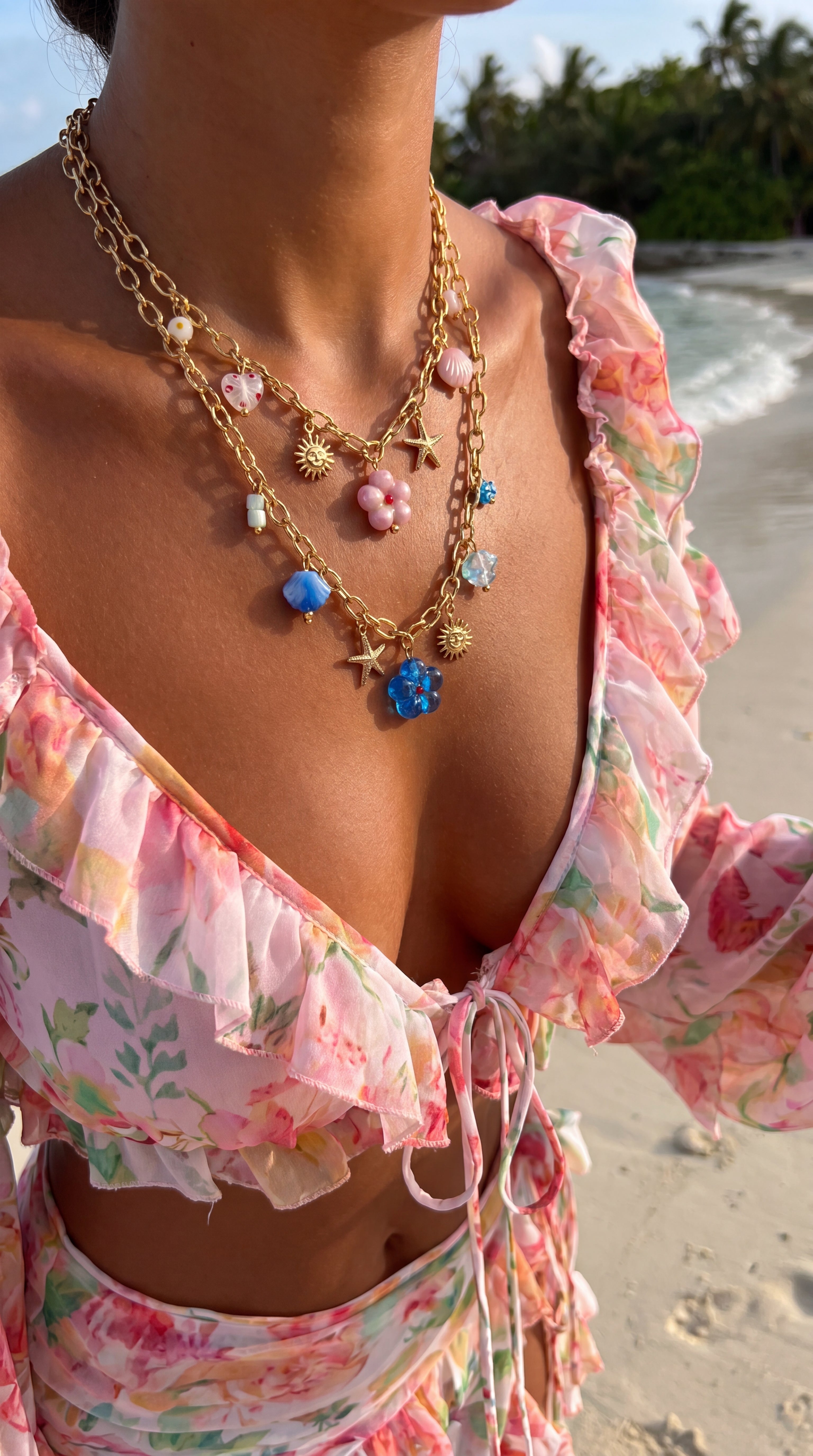 Collier Fidji – Collier breloques fleurs colorées et étoile de mer