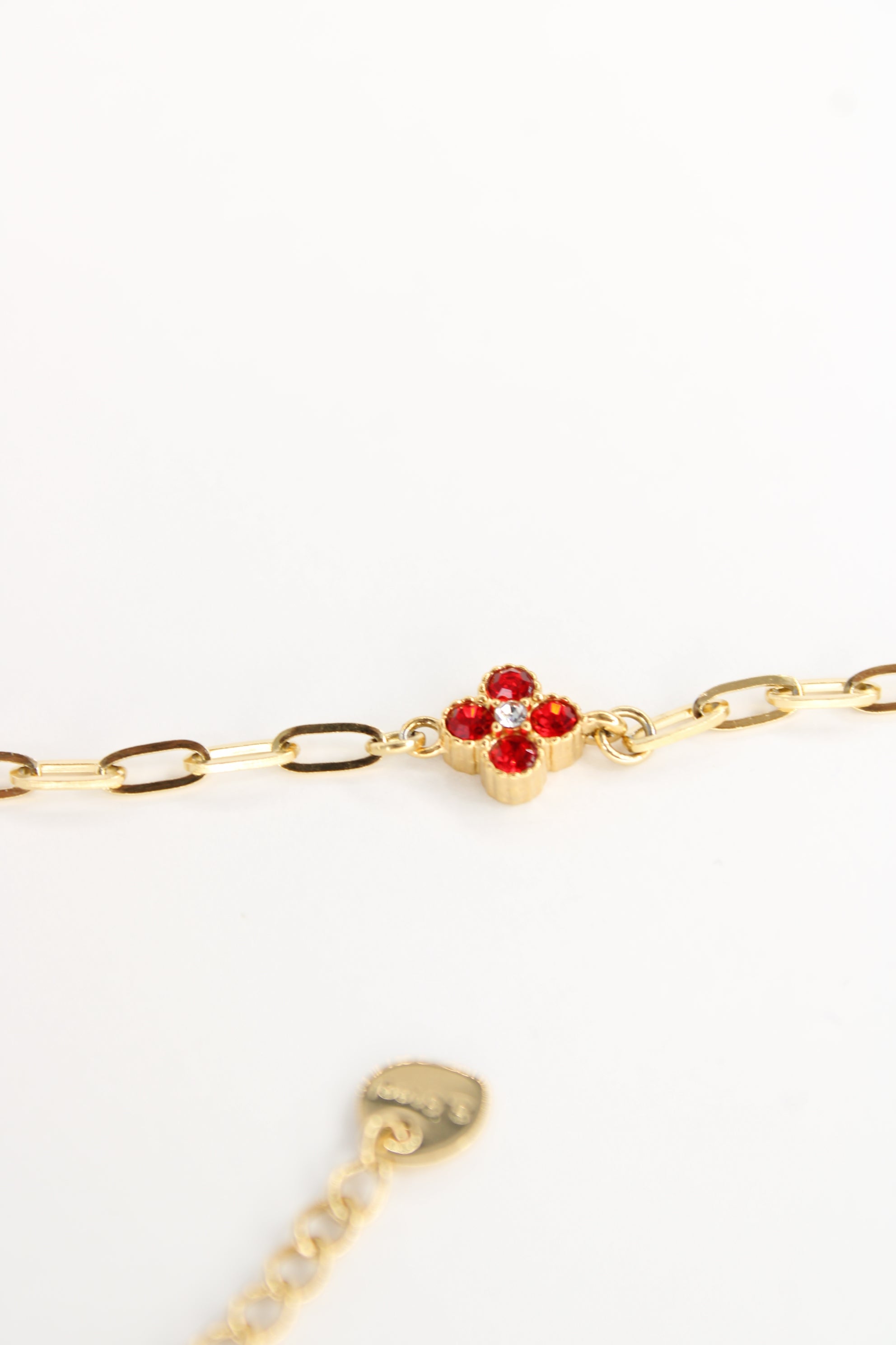 Bracelet Charlotte fleur colorée en acier inoxydable – Doré strass rose, bleu ou rouge – Bijou femme Langon