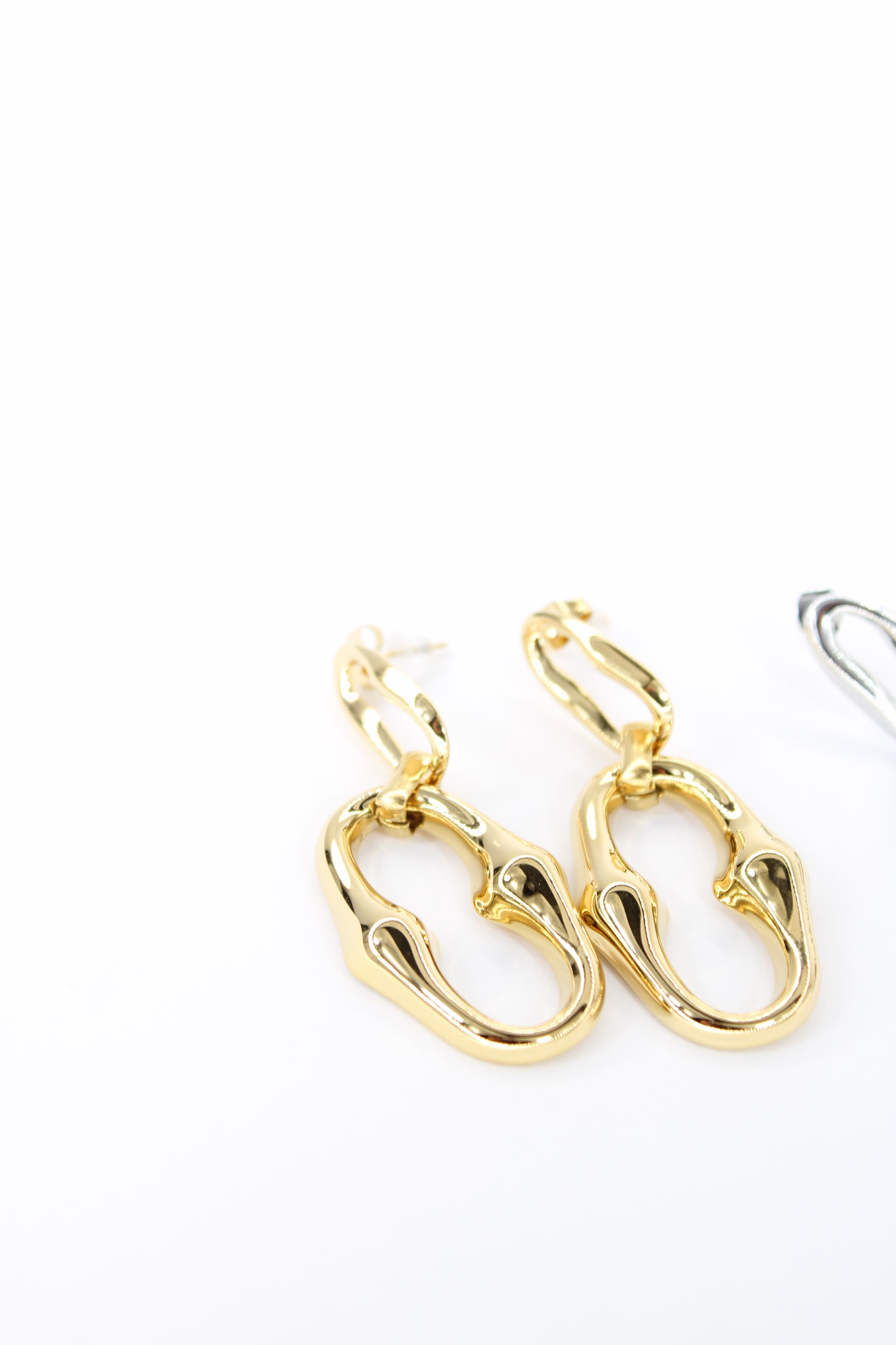 Boucles d’oreilles Oria maillons ovales en acier inoxydable doré ou argenté – Bijou femme tendance Langon