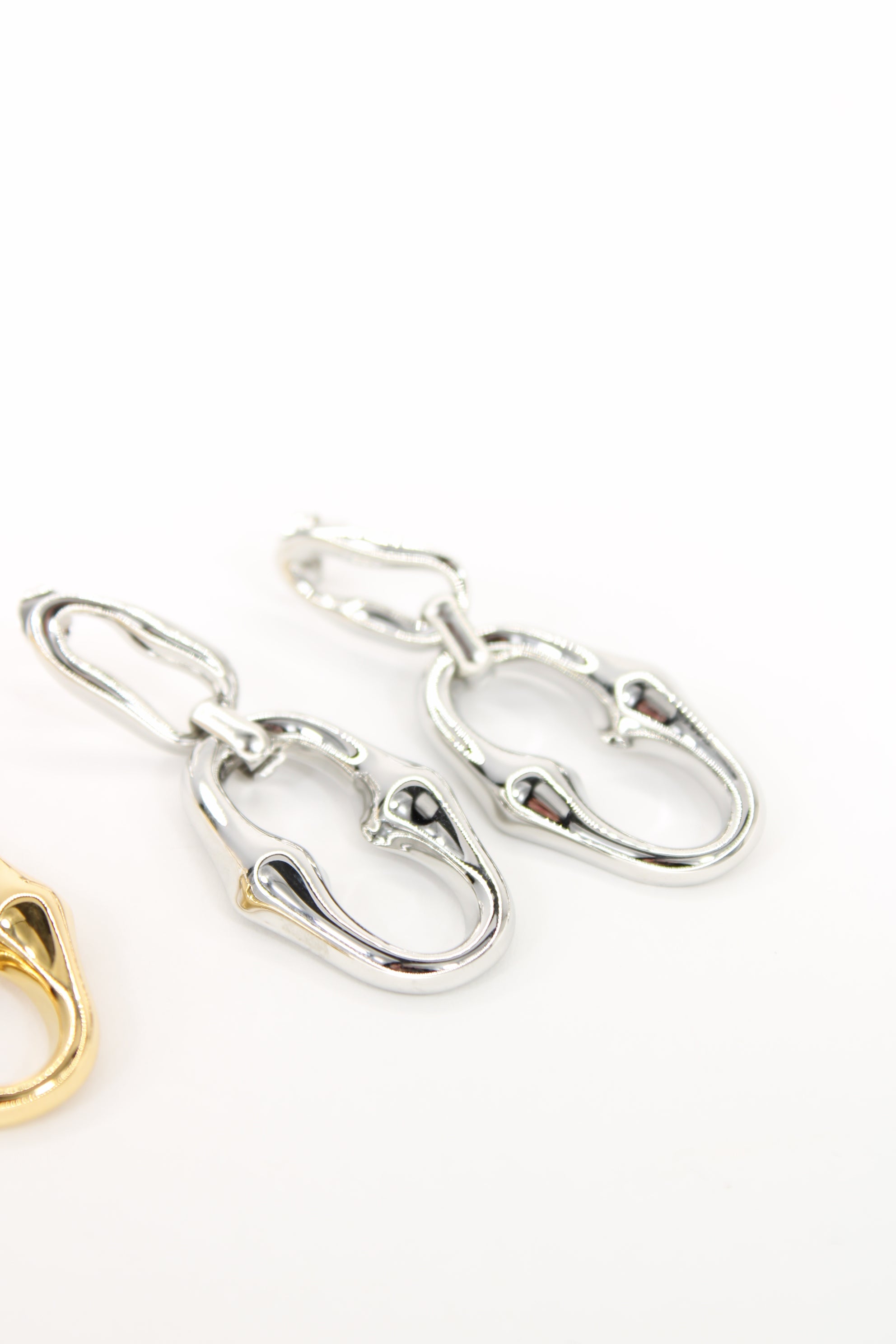 Boucles d’oreilles Oria maillons ovales en acier inoxydable doré ou argenté – Bijou femme tendance Langon