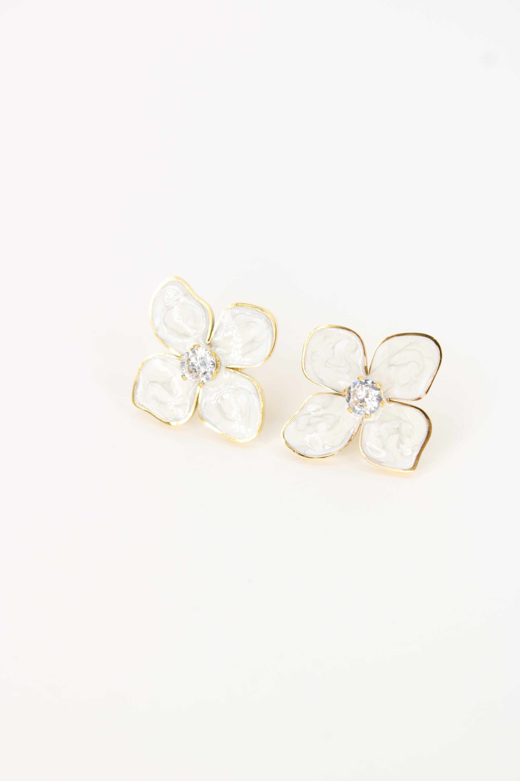 Boucles d’Oreilles Rosalia – Bijou Femme Chic & Lumineux en Acier Inoxydable