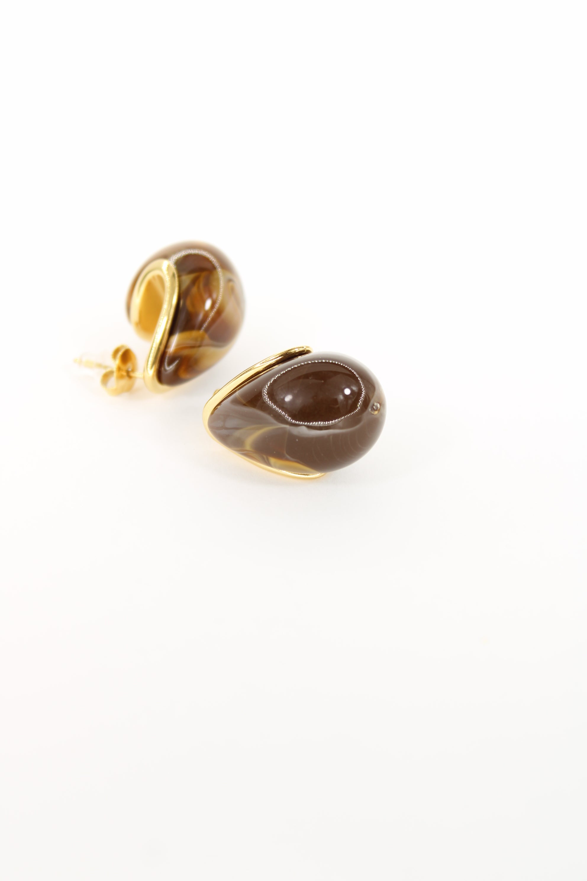 🤎 Boucles d’oreilles Aurore – Goutte marron chocolat en acier inoxydable doré